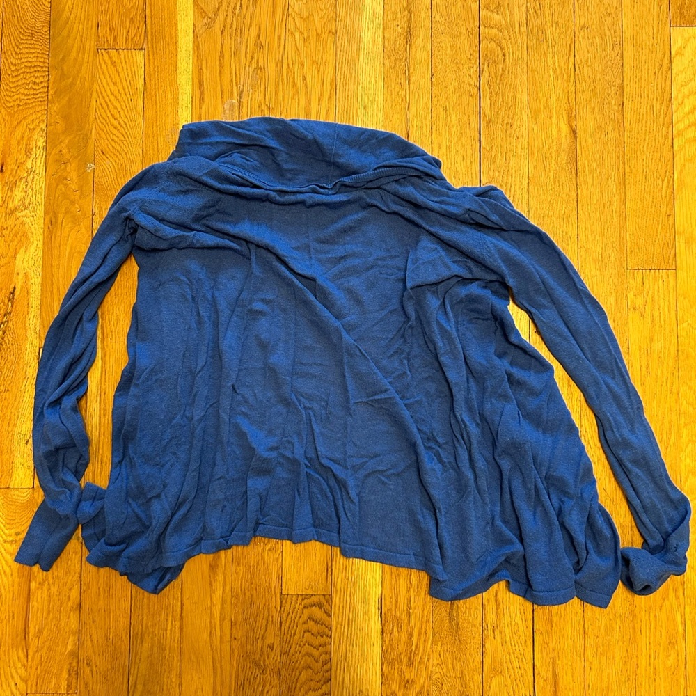 Cardigan - Picture 2 of 3